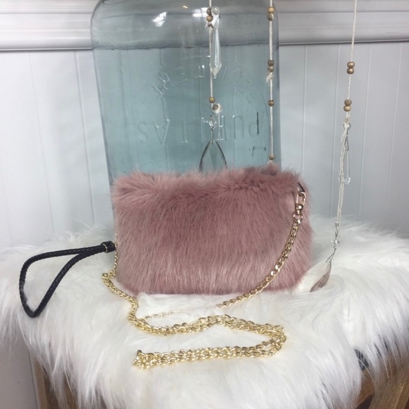Windsor Handbags - Mauve Pink Fluffy Purse 👛